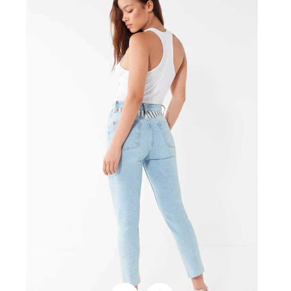Urban Outfitters BDG High-Rise Button-Fly Light Wash Jean - Size 31